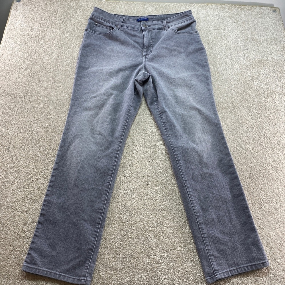 Bandolino Mandie Jeans Womens 14 Grey Excellent Straight Leg Stretch Denim Pants